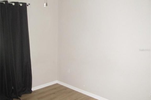 House in Port Charlotte, Florida 3 bedrooms, 114.92 sq.m. № 2378013 - photo 13