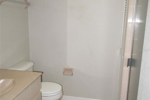 House in Port Charlotte, Florida 3 bedrooms, 114.92 sq.m. № 2378013 - photo 9