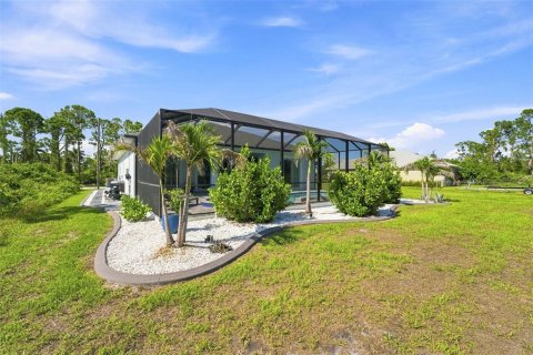 House in Rotonda, Florida 3 bedrooms, 151.24 sq.m. № 2236283 - photo 24