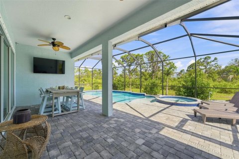 House in Rotonda, Florida 3 bedrooms, 151.24 sq.m. № 2236283 - photo 17