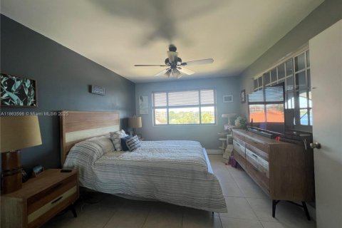 Copropriété à louer à Miami Lakes, Floride: 3 chambres, 115.2 m2 № 1961765 - photo 13