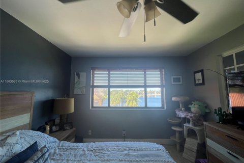 Copropriété à louer à Miami Lakes, Floride: 3 chambres, 115.2 m2 № 1961765 - photo 14