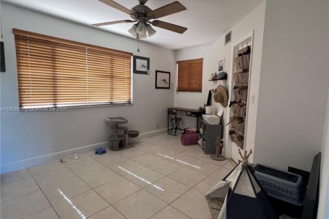 Copropriété à louer à Miami Lakes, Floride: 3 chambres, 115.2 m2 № 1961765 - photo 17