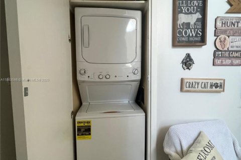 Copropriété à louer à Miami Lakes, Floride: 3 chambres, 115.2 m2 № 1961765 - photo 22