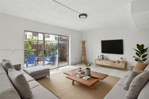 Adosado en venta en Davie, Florida, 2 dormitorios, 123.56 m2 № 2010747 - foto 8