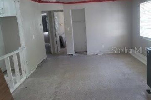 Villa ou maison à vendre à Saint Petersburg, Floride: 4 chambres, 131.27 m2 № 2148003 - photo 3