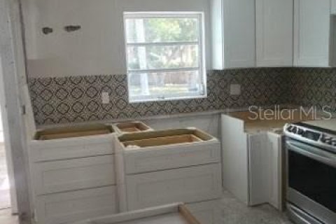 Villa ou maison à vendre à Saint Petersburg, Floride: 4 chambres, 131.27 m2 № 2148003 - photo 8