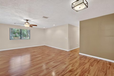 Casa en venta en Palm Coast, Florida, 3 dormitorios, 129.32 m2 № 2238762 - foto 25
