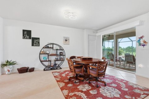 House in Ocala, Florida 3 bedrooms, 224.82 sq.m. № 2102641 - photo 8