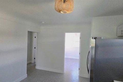 House in Dunedin, Florida 2 bedrooms, 75.72 sq.m. № 1870708 - photo 7