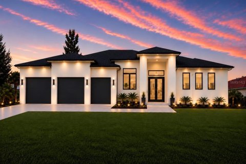 Casa en Port Charlotte, Florida 3 dormitorios, 243.4 m2 № 2369213