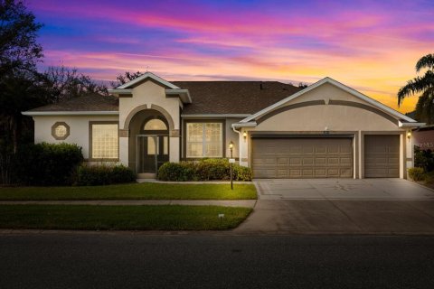 House in Leesburg, Florida 2 bedrooms, 222.87 sq.m. № 1516830 - photo 3