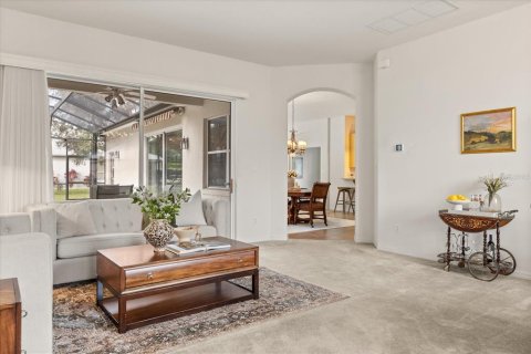 House in Leesburg, Florida 2 bedrooms, 222.87 sq.m. № 1516830 - photo 6
