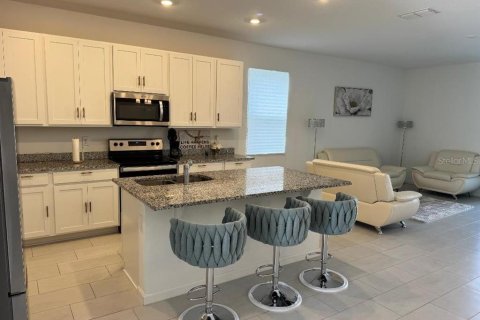 Casa en venta en Haines City, Florida, 4 dormitorios, 196.02 m2 № 2166742 - foto 5