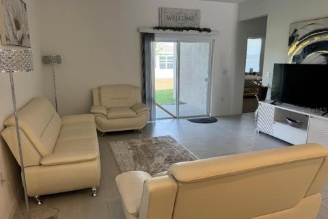 Casa en venta en Haines City, Florida, 4 dormitorios, 196.02 m2 № 2166742 - foto 9