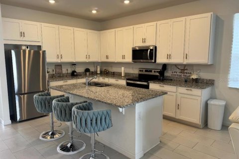 Casa en venta en Haines City, Florida, 4 dormitorios, 196.02 m2 № 2166742 - foto 7