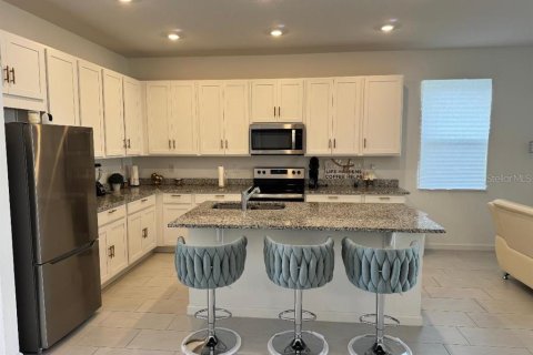 Casa en venta en Haines City, Florida, 4 dormitorios, 196.02 m2 № 2166742 - foto 8