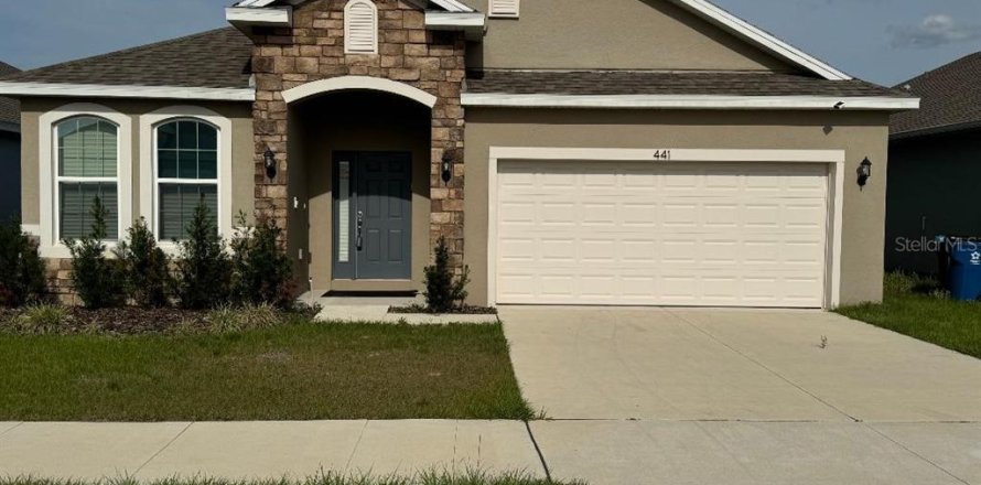 Casa en Haines City, Florida 4 dormitorios, 196.02 m2 № 2166742