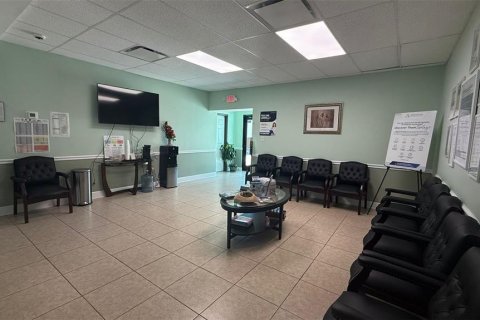 Commercial property in Saint Petersburg, Florida 868.91 sq.m. № 1800590 - photo 14