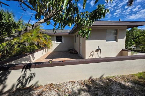 Propiedad comercial en venta en Punta Gorda, Florida, 2 dormitorios, 109.81 m2 № 2166560 - foto 16