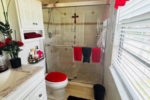 Villa ou maison à vendre à Stuart, Floride: 2 chambres, 91.42 m2 № 2191982 - photo 7