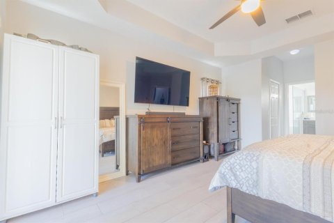 Casa en venta en Kissimmee, Florida, 4 dormitorios, 212 m2 № 1881112 - foto 23