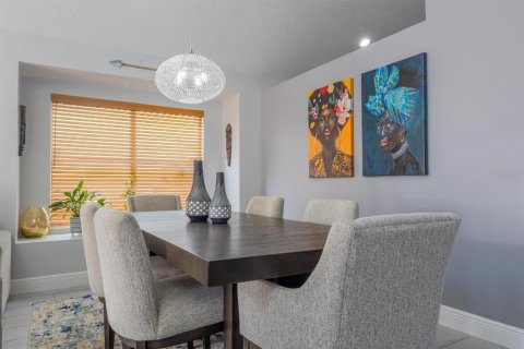 Casa en venta en Kissimmee, Florida, 4 dormitorios, 212 m2 № 1881112 - foto 9