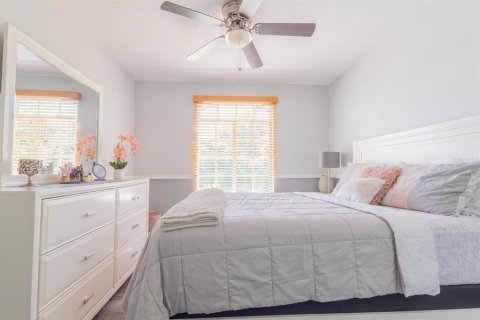 Casa en venta en Kissimmee, Florida, 4 dormitorios, 212 m2 № 1881112 - foto 19