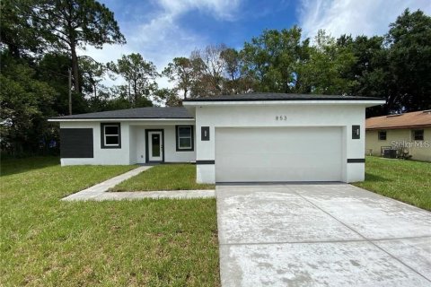 House in Lakeland, Florida 3 bedrooms, 117.43 sq.m. № 2416929