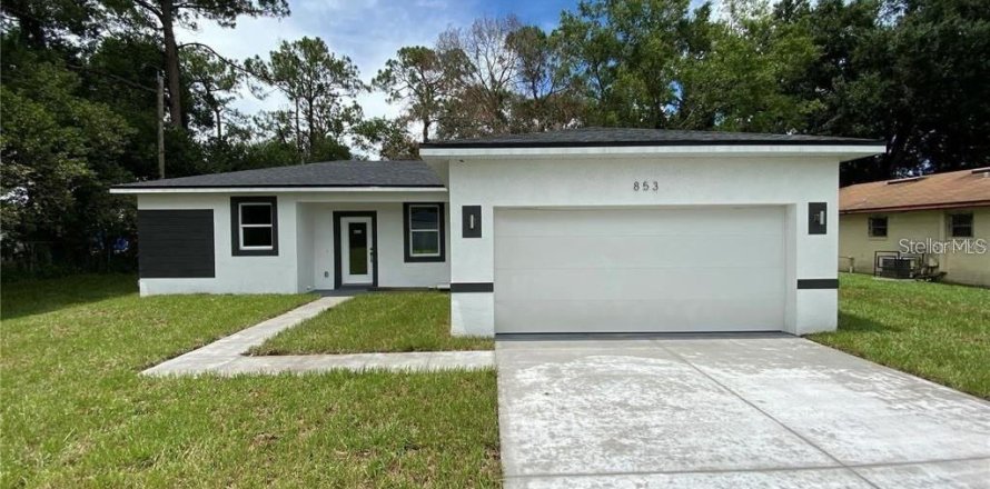 House in Lakeland, Florida 3 bedrooms, 117.43 sq.m. № 2416929