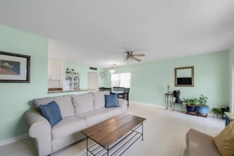 Condo in Delray Beach, Florida, 1 bedroom  № 2169602 - photo 11