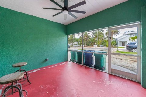 Villa ou maison à vendre à Anna Maria, Floride: 4 chambres, 179.58 m2 № 1865803 - photo 11