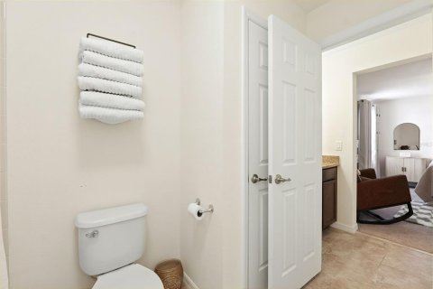 House in Lutz, Florida 5 bedrooms, 295.71 sq.m. № 1869780 - photo 30