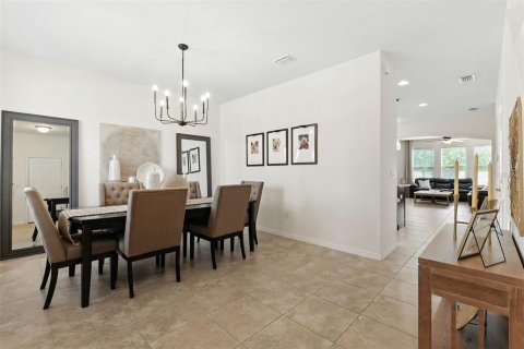 House in Lutz, Florida 5 bedrooms, 295.71 sq.m. № 1869780 - photo 15