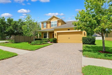 House in Lutz, Florida 5 bedrooms, 295.71 sq.m. № 1869780 - photo 5
