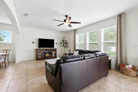 House in Lutz, Florida 5 bedrooms, 295.71 sq.m. № 1869780 - photo 13