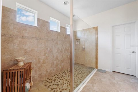 House in Lutz, Florida 5 bedrooms, 295.71 sq.m. № 1869780 - photo 22