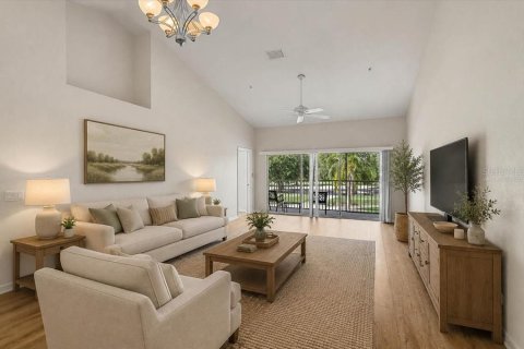 Condo in Bradenton, Florida, 2 bedrooms  № 2210001 - photo 4