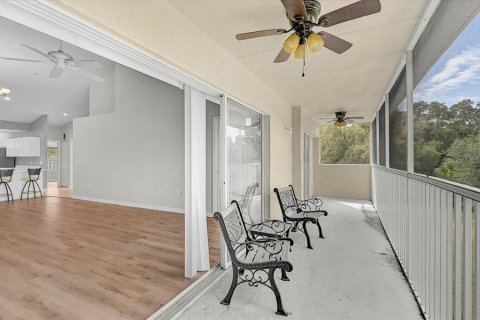 Condo in Bradenton, Florida, 2 bedrooms  № 2210001 - photo 26
