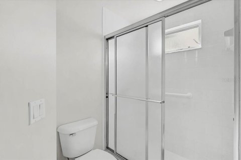 Condo in Bradenton, Florida, 2 bedrooms  № 2210001 - photo 25