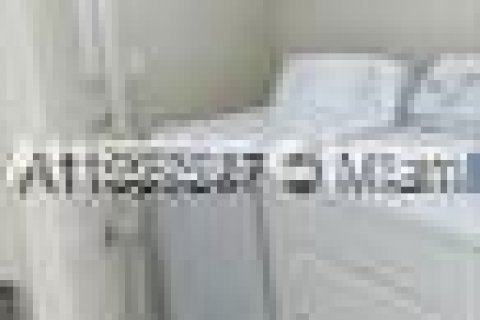 House in Naples, Florida 3 bedrooms № 1942748 - photo 7