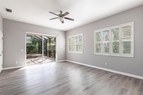 House in Bradenton, Florida 4 bedrooms, 285.67 sq.m. № 1567824 - photo 16