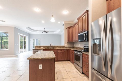 House in Bradenton, Florida 4 bedrooms, 285.67 sq.m. № 1567824 - photo 5