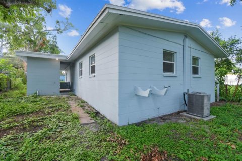 Casa en venta en Tampa, Florida, 3 dormitorios, 107.02 m2 № 2387513 - foto 29