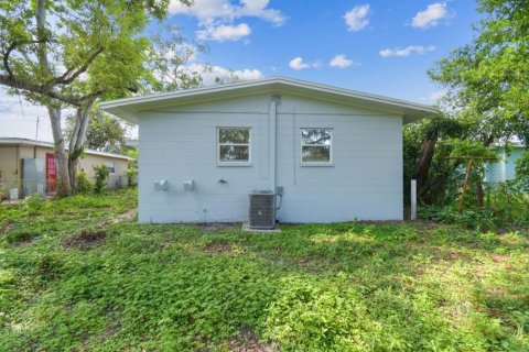 Casa en venta en Tampa, Florida, 3 dormitorios, 107.02 m2 № 2387513 - foto 30