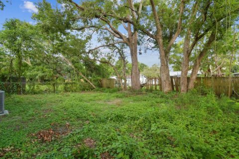 Casa en venta en Tampa, Florida, 3 dormitorios, 107.02 m2 № 2387513 - foto 28