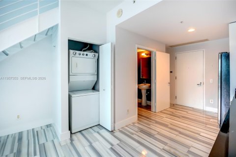 Купить кондоминиум в Майами, Флорида 1 спальня, 72.46м2, № 2020949 - фото 20