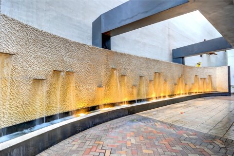 Купить кондоминиум в Майами, Флорида 1 спальня, 72.46м2, № 2020949 - фото 5