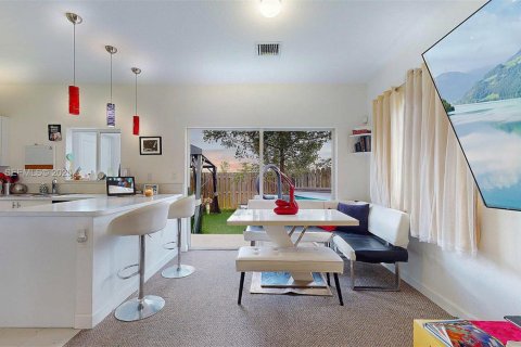 Купить таунхаус в Флорида-Сити, Флорида 4 спальни, 160.72м2, № 1993528 - фото 16