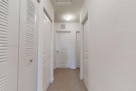 Купить таунхаус в Флорида-Сити, Флорида 4 спальни, 160.72м2, № 1993528 - фото 29